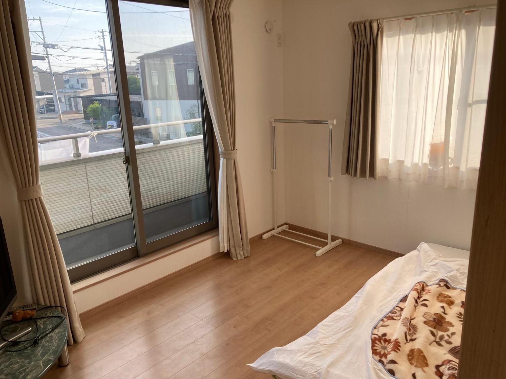 オルちゅーばーハウス#Youtuberオーナー滞在型#一軒家の各部屋をご提供#内鍵ありoruchuba House Fukui Exterior foto
